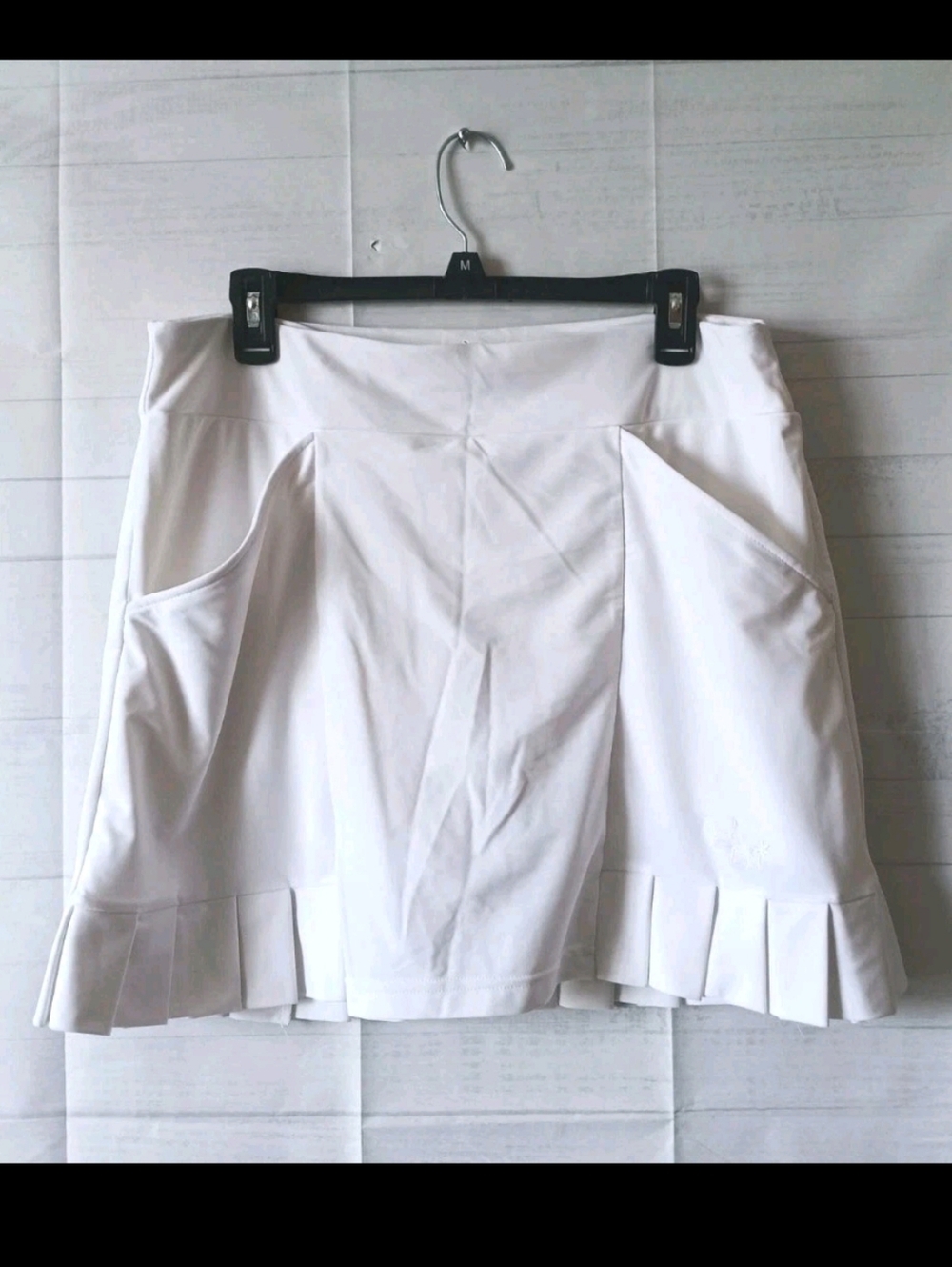 TZU TZU White Pleated Hem Kenley Golf Skort 160.00  XL